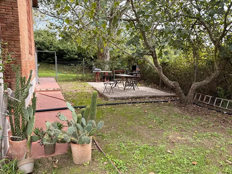 Immagine 32 di Loft/Open space in vendita  a Crespina Lorenzana