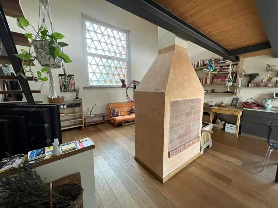 Immagine 8 di Loft/Open space in vendita  a Crespina Lorenzana
