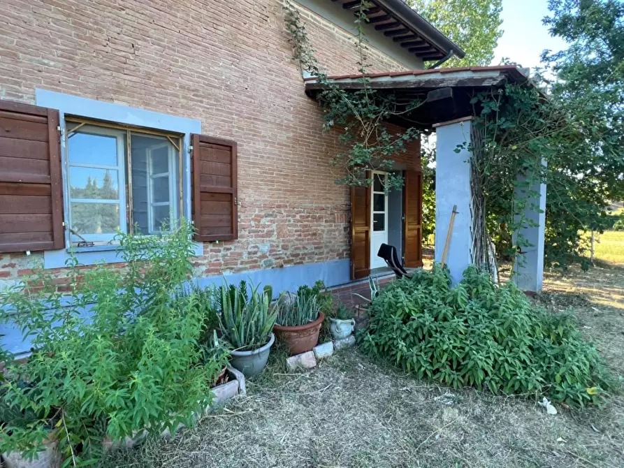 Immagine 1 di Loft/Open space in vendita  a Crespina Lorenzana