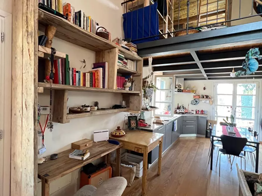 Immagine 11 di Loft/Open space in vendita  a Crespina Lorenzana