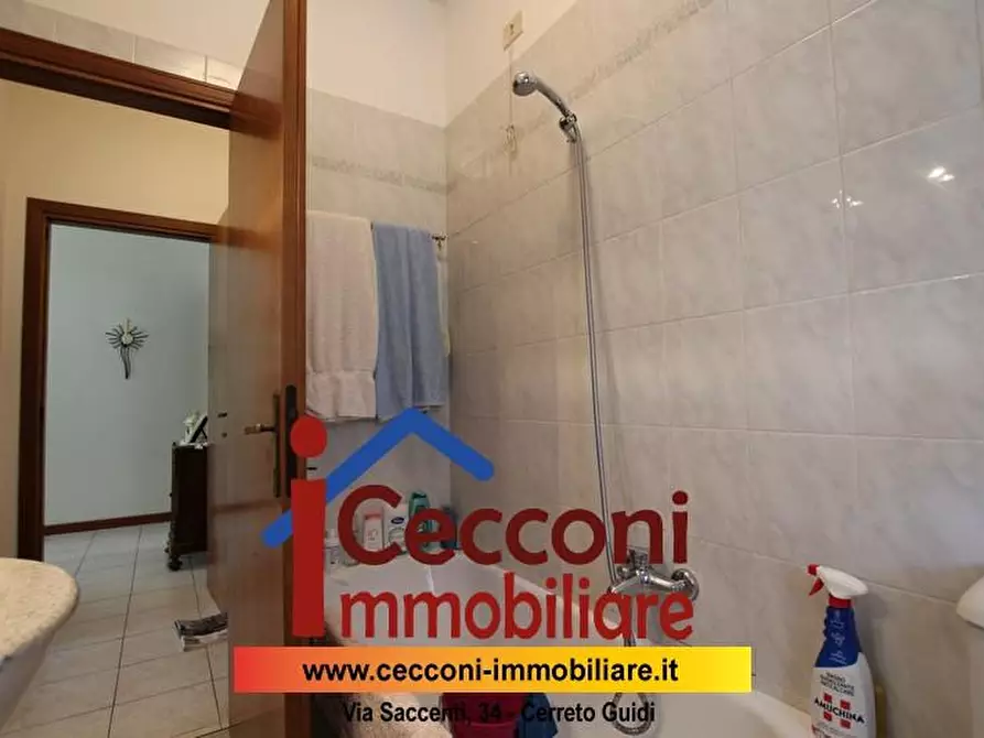 Immagine 11 di Appartamento in vendita  a Lamporecchio