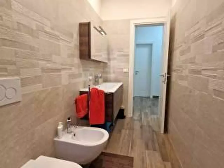 Immagine 9 di Villetta a schiera in vendita  a Viareggio