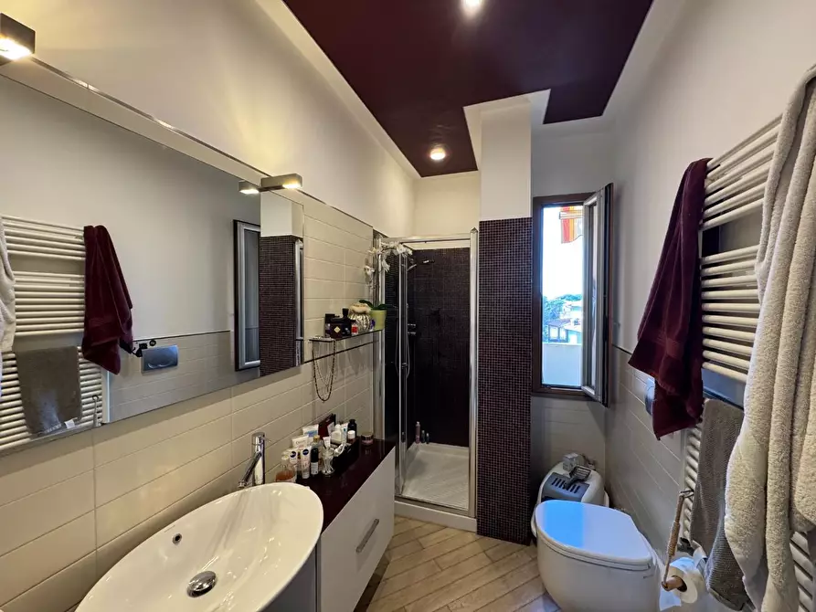 Immagine 13 di Appartamento in affitto  a Vinci