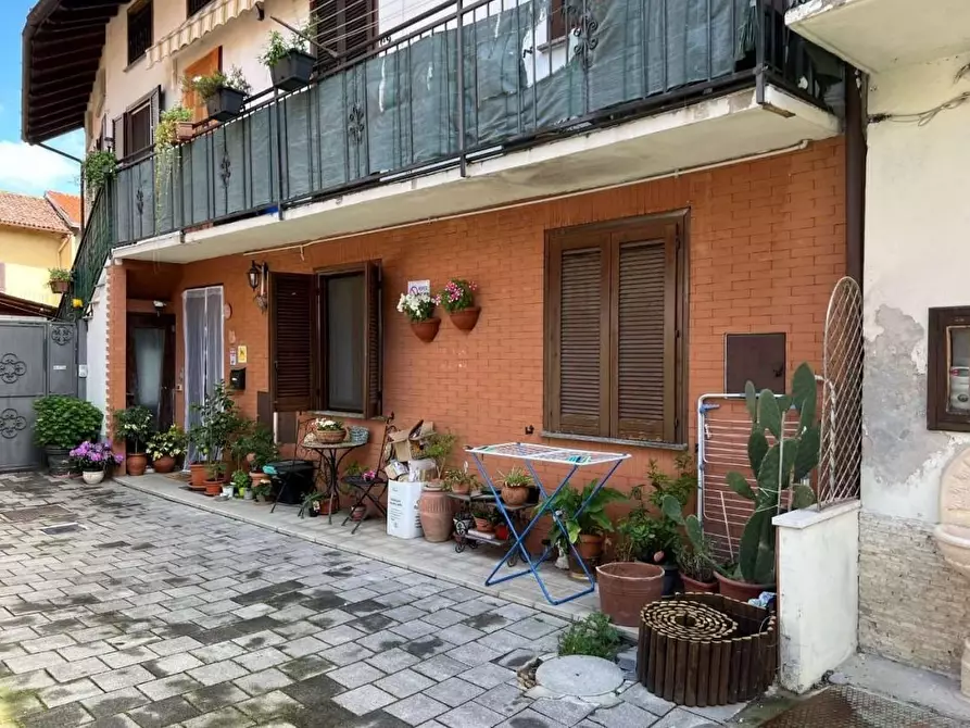 Immagine 2 di Appartamento in vendita  a Gambolo'