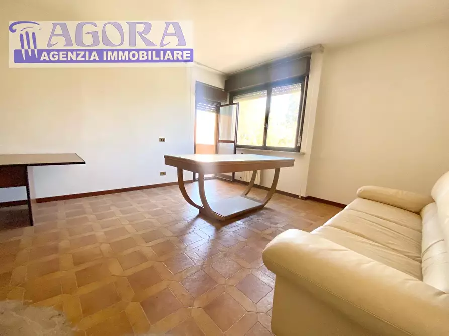 Immagine 19 di Appartamento in vendita  a Latina