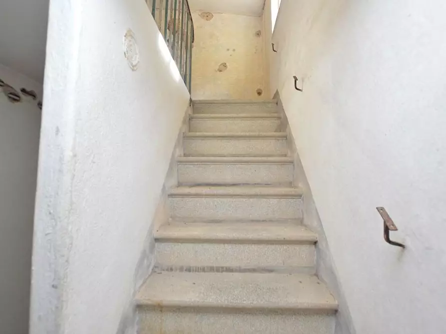 Immagine 13 di Porzione di casa in vendita  a Lucca