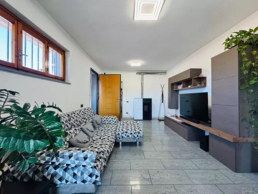 Immagine 7 di Mansarda in vendita  a Viareggio