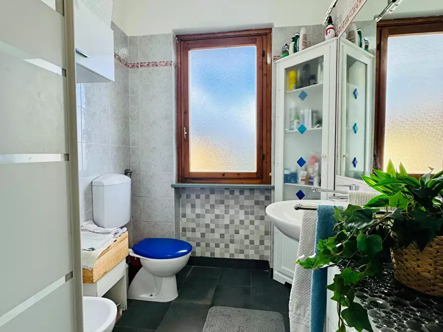 Immagine 30 di Mansarda in vendita  a Viareggio