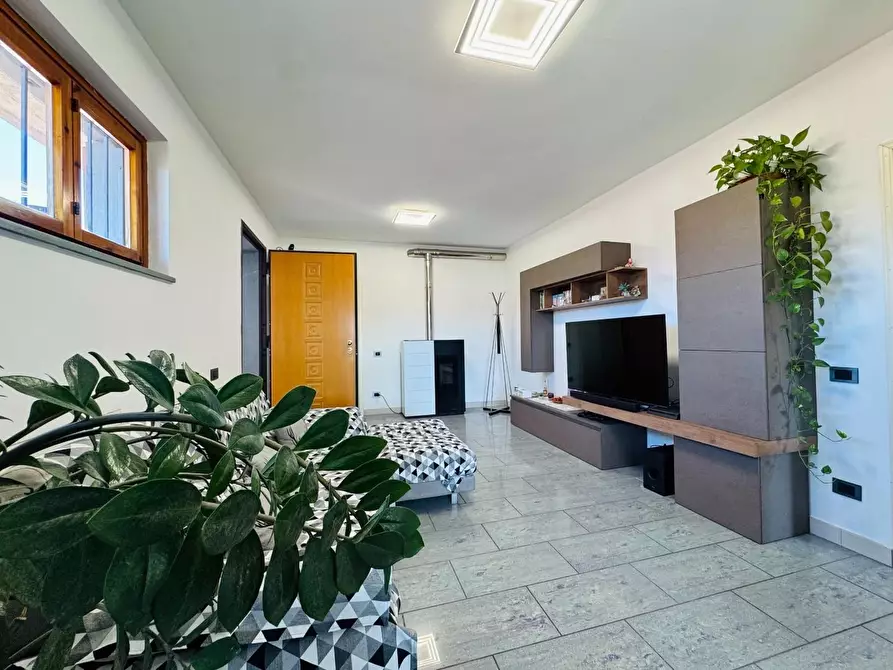 Immagine 5 di Mansarda in vendita  a Viareggio