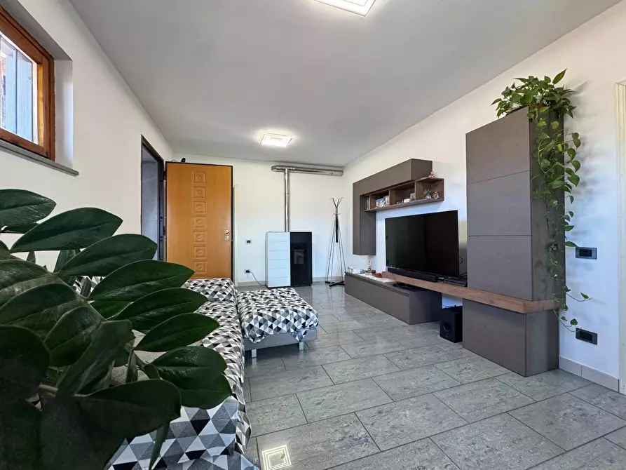 Immagine 36 di Mansarda in vendita  a Viareggio