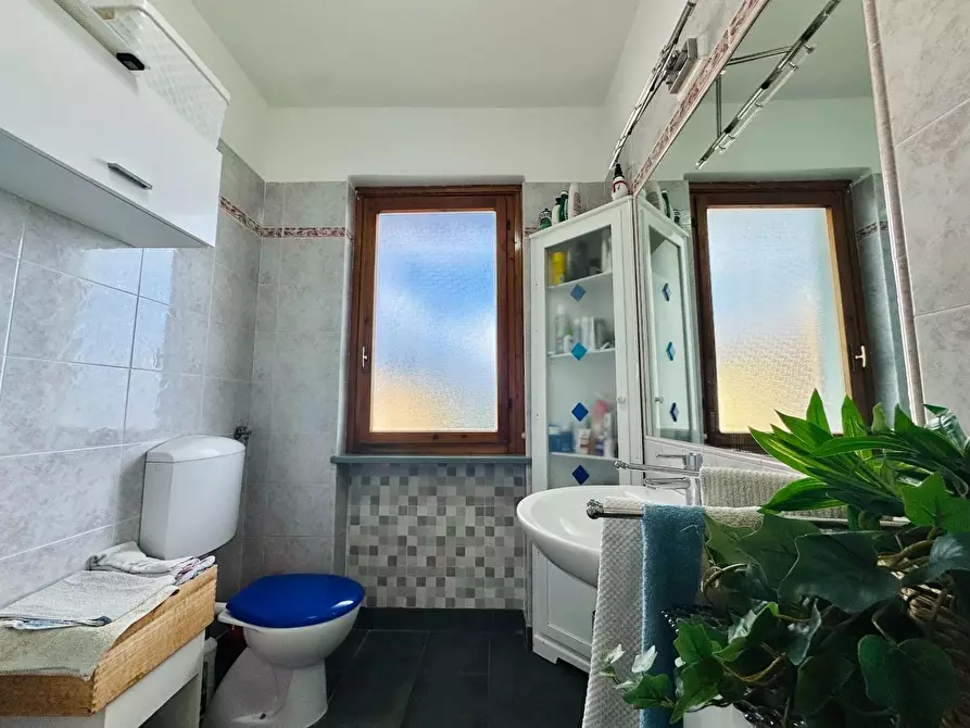 Immagine 28 di Mansarda in vendita  a Viareggio