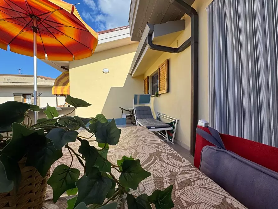 Immagine 3 di Mansarda in vendita  a Viareggio