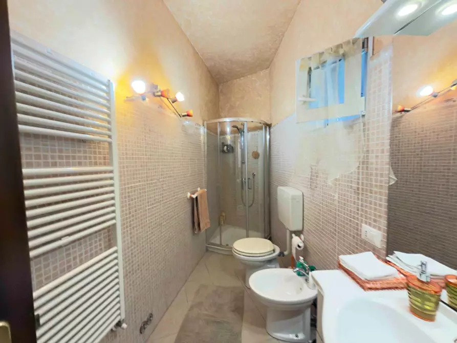 Immagine 28 di Terratetto in vendita  a Lucca