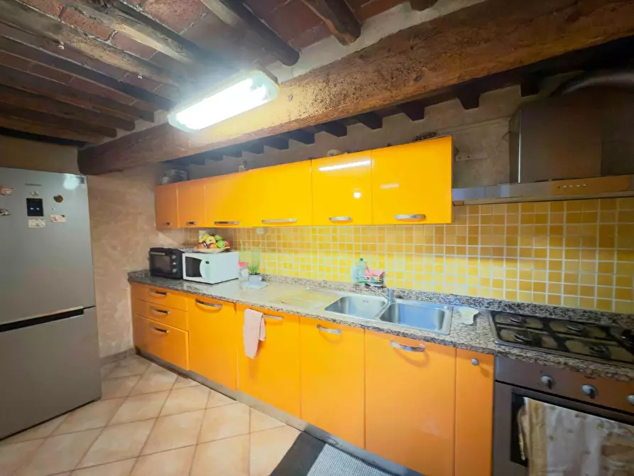 Immagine 11 di Terratetto in vendita  a Lucca