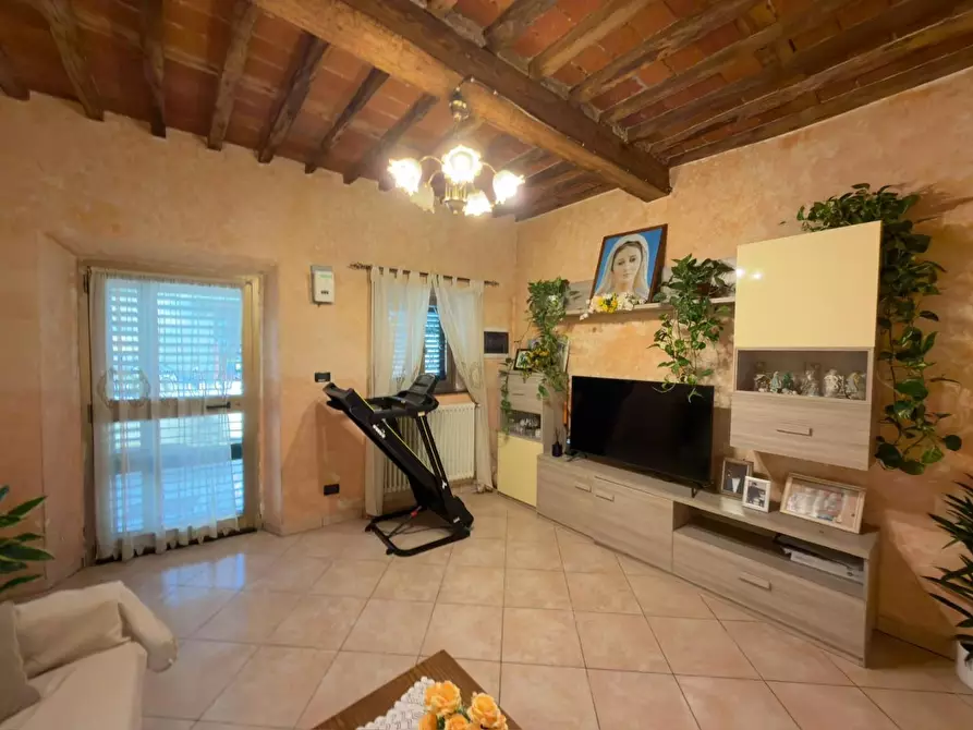 Immagine 7 di Terratetto in vendita  a Lucca