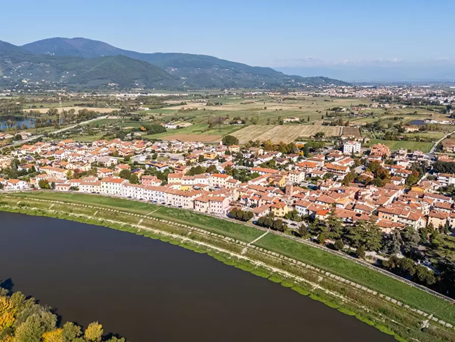 Immagine 22 di Casa indipendente in vendita  a Calcinaia