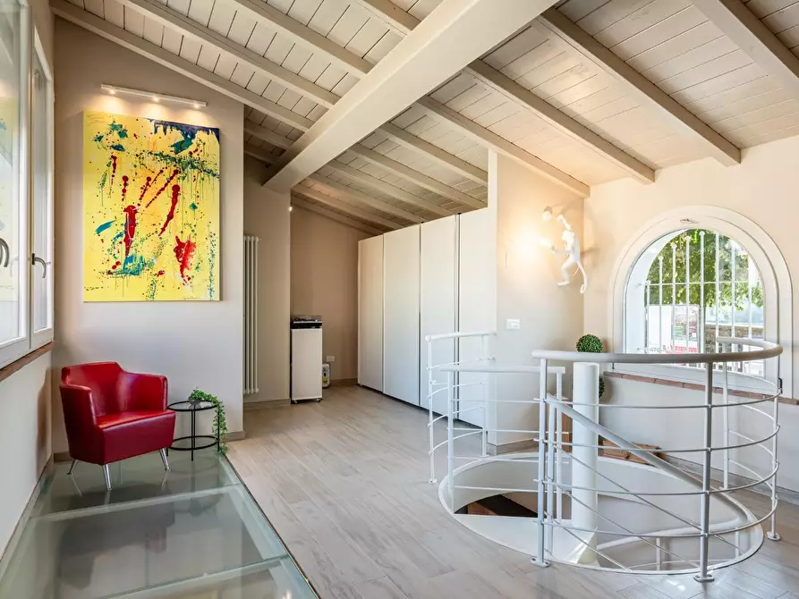 Immagine 12 di Casa indipendente in vendita  a Calcinaia