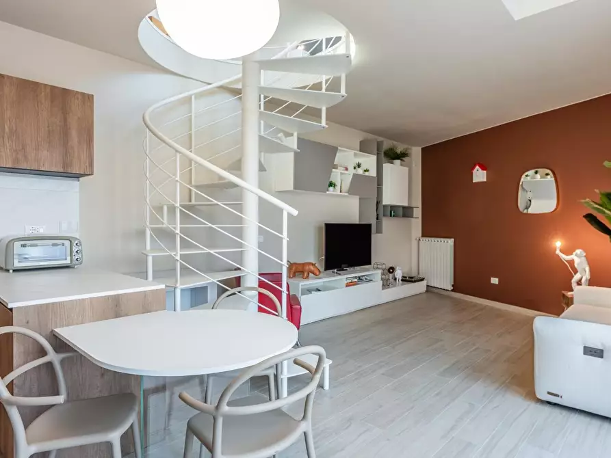 Immagine 4 di Casa indipendente in vendita  a Calcinaia