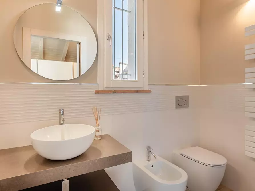 Immagine 17 di Casa indipendente in vendita  a Calcinaia