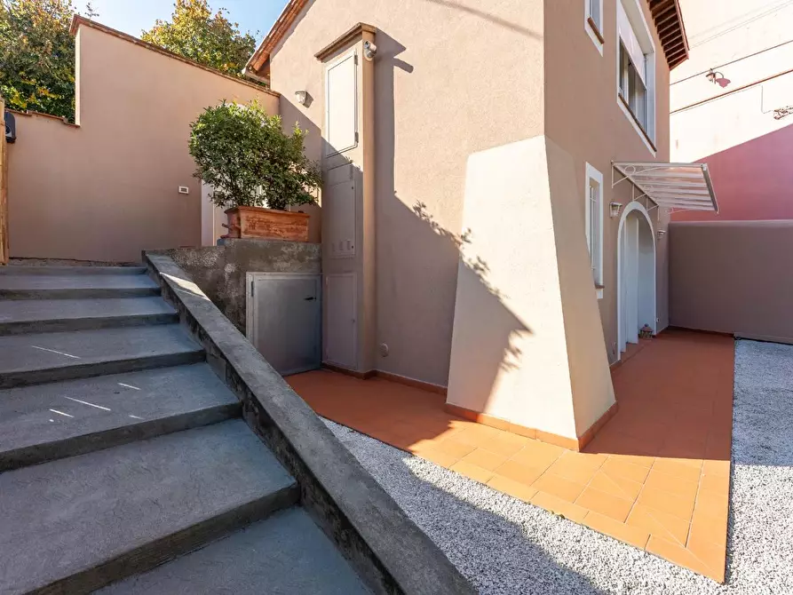 Immagine 19 di Casa indipendente in vendita  a Calcinaia