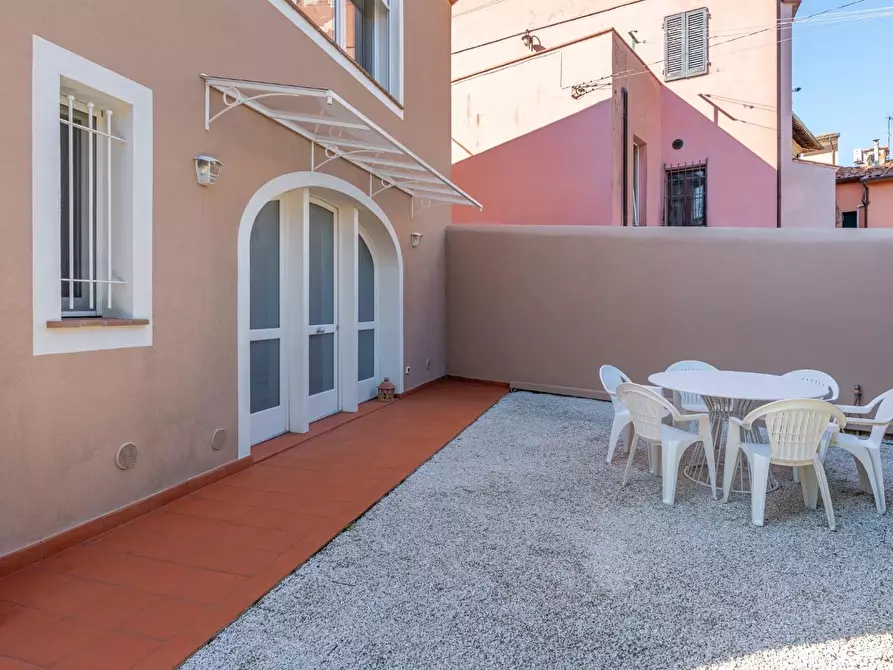 Immagine 18 di Casa indipendente in vendita  a Calcinaia