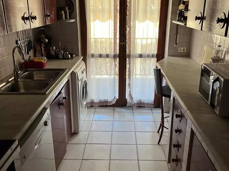 Immagine 8 di Appartamento in vendita  a Carrara