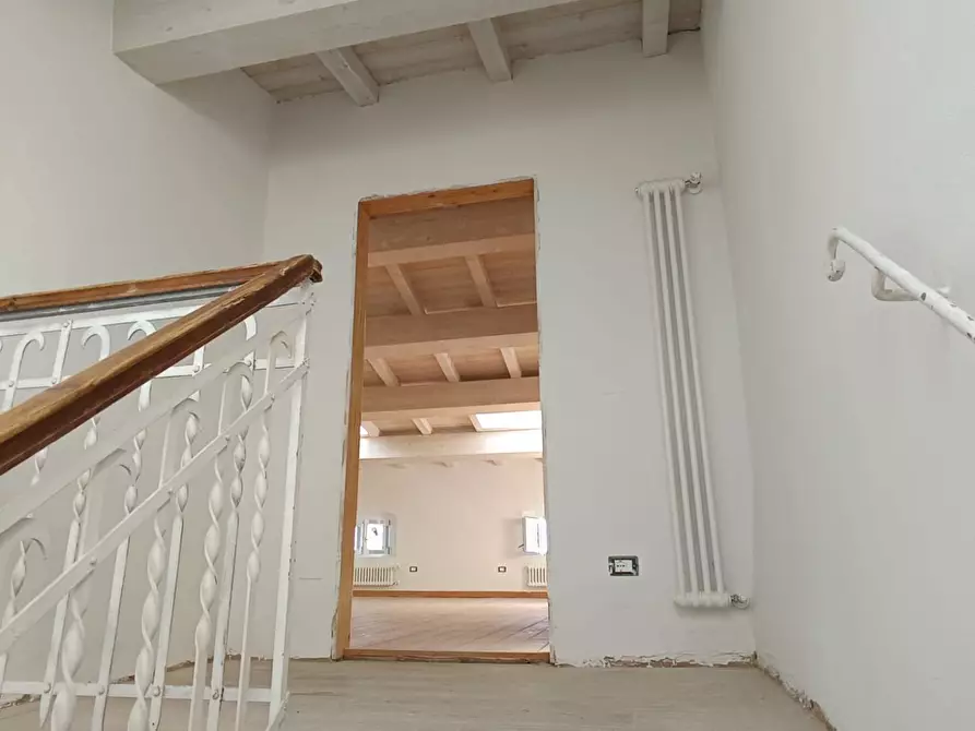 Immagine 64 di Appartamento in vendita  a Crespina Lorenzana