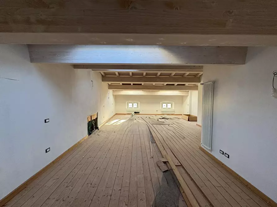 Immagine 62 di Appartamento in vendita  a Crespina Lorenzana