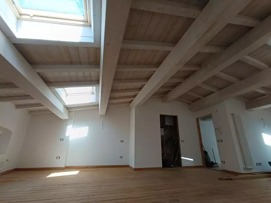 Immagine 69 di Appartamento in vendita  a Crespina Lorenzana