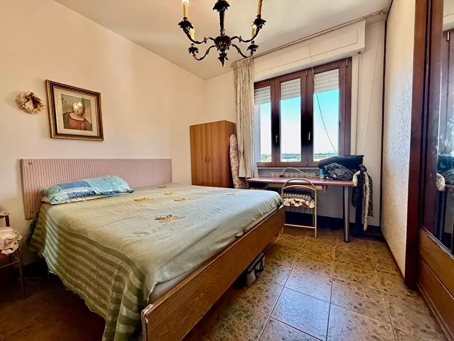 Immagine 14 di Appartamento in vendita  a Pontedera