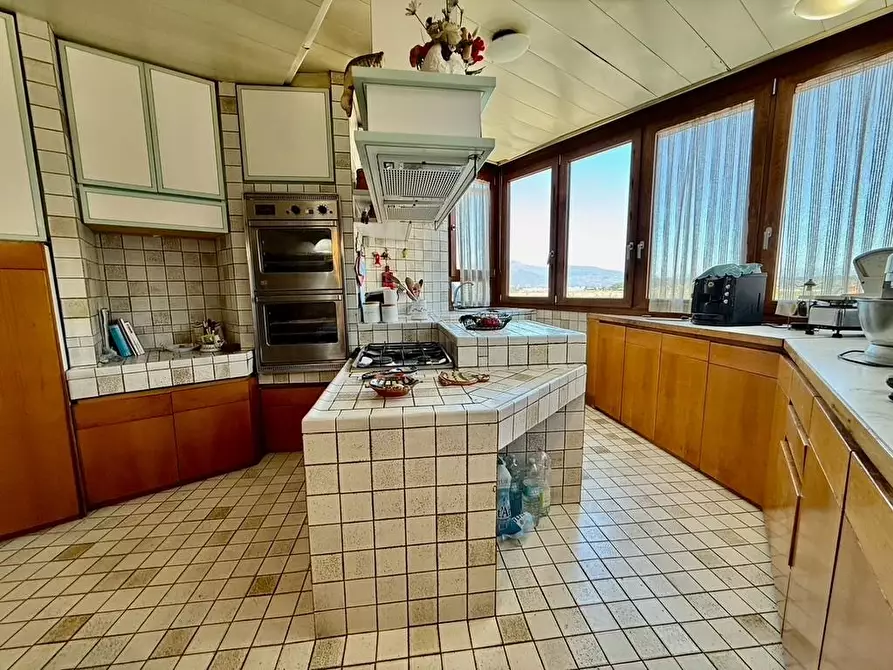 Immagine 8 di Appartamento in vendita  a Pontedera