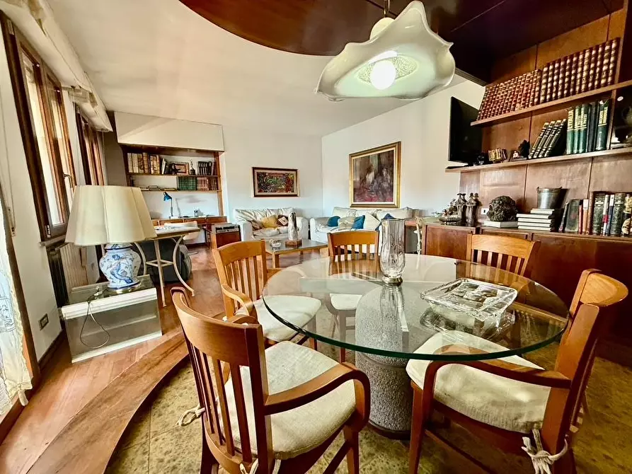 Immagine 3 di Appartamento in vendita  a Pontedera