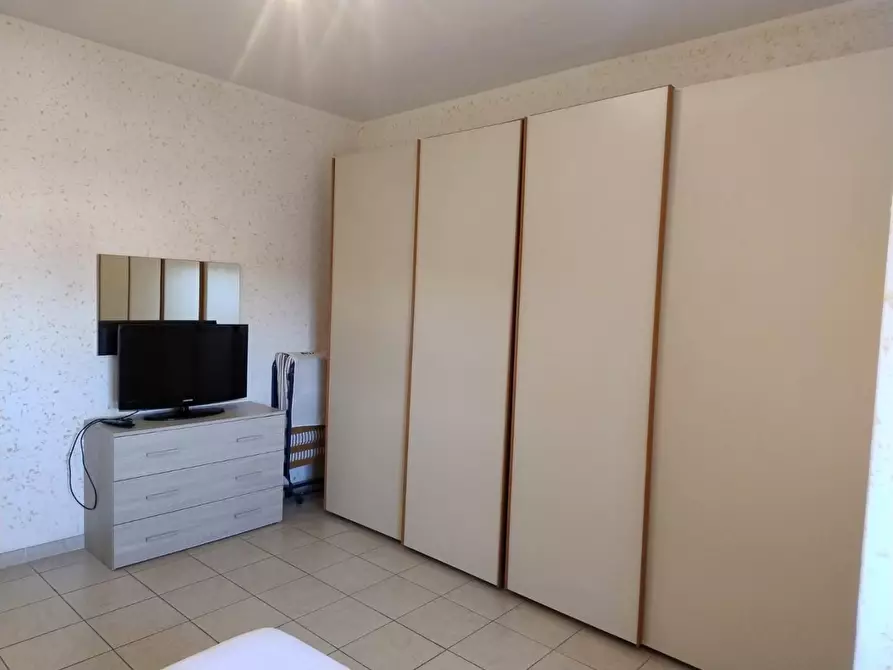 Immagine 10 di Appartamento in affitto  a Carrara