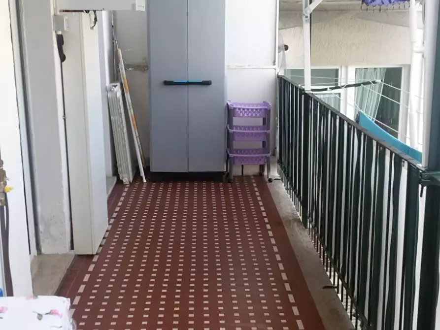 Immagine 12 di Appartamento in affitto  a Carrara