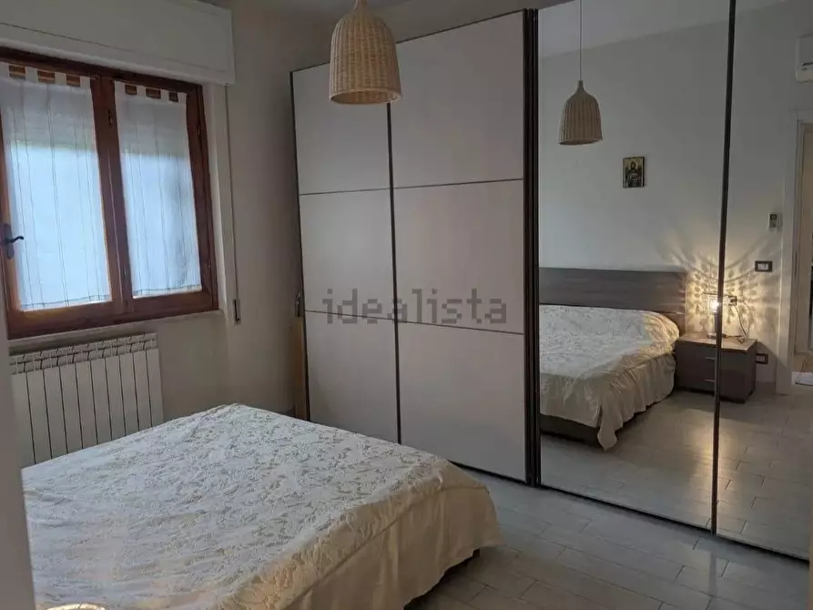 Immagine 3 di Appartamento in vendita  a Camaiore