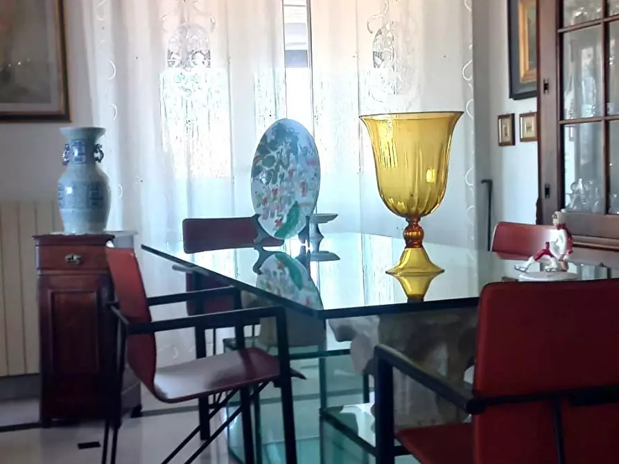 Immagine 9 di Mansarda in vendita  a Carrara