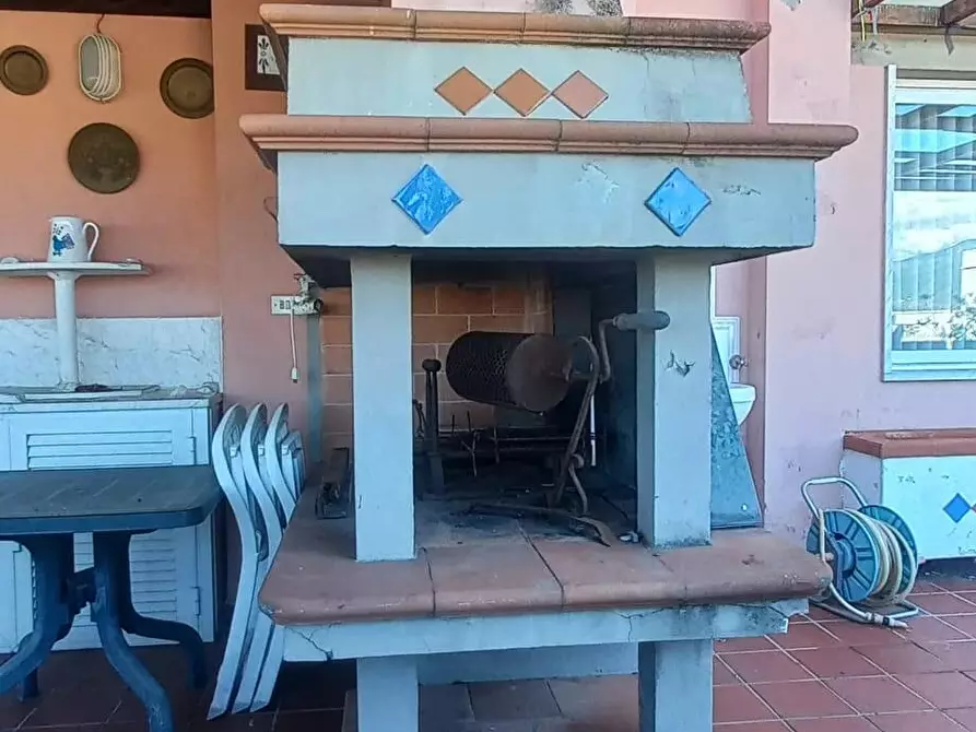 Immagine 4 di Mansarda in vendita  a Carrara