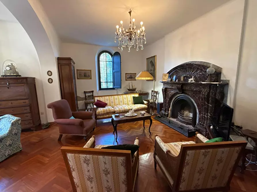 Immagine 22 di Villa in vendita  a Crespina Lorenzana