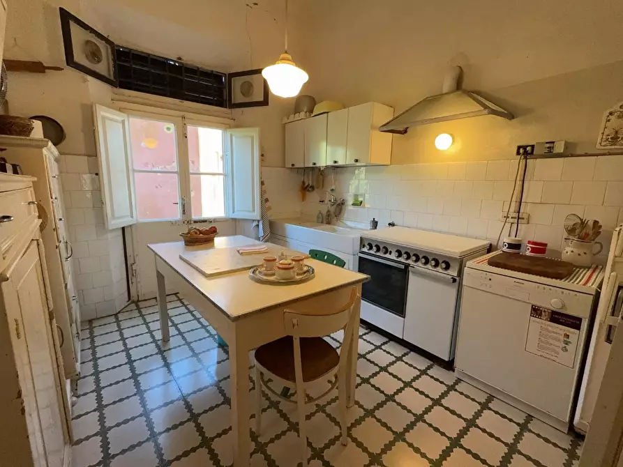 Immagine 29 di Villa in vendita  a Crespina Lorenzana