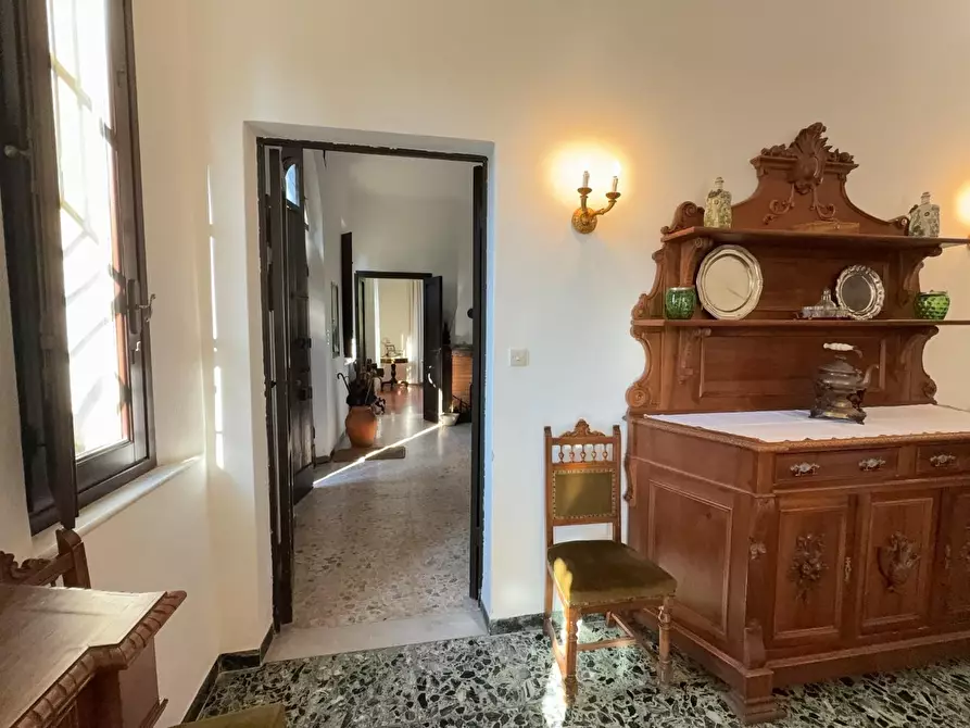 Immagine 27 di Villa in vendita  a Crespina Lorenzana