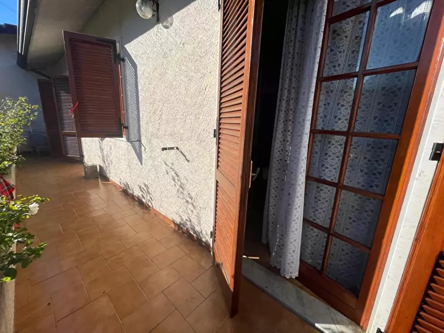 Immagine 20 di Casa bifamiliare in vendita  a Carrara
