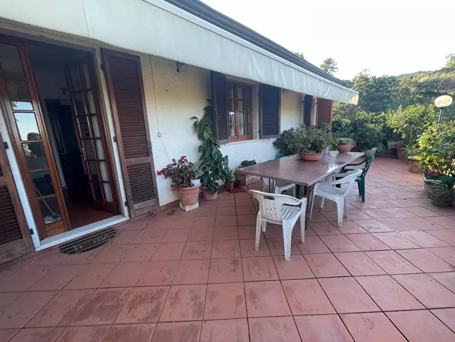 Immagine 2 di Casa bifamiliare in vendita  a Carrara