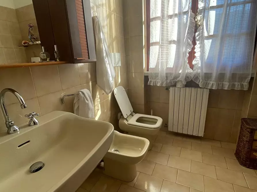 Immagine 16 di Casa bifamiliare in vendita  a Carrara