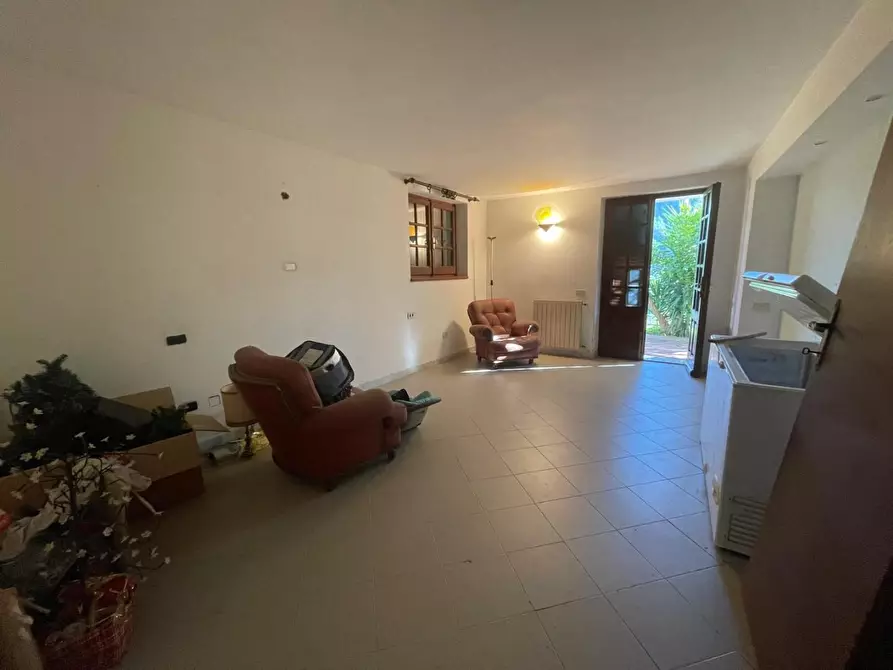 Immagine 19 di Casa bifamiliare in vendita  a Carrara