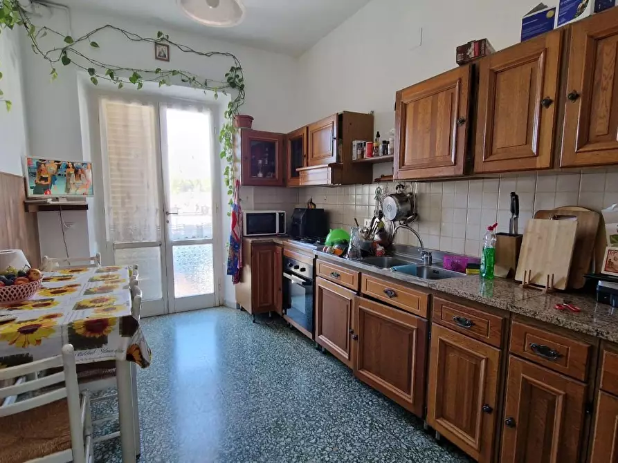 Immagine 6 di Appartamento in vendita  a Pisa