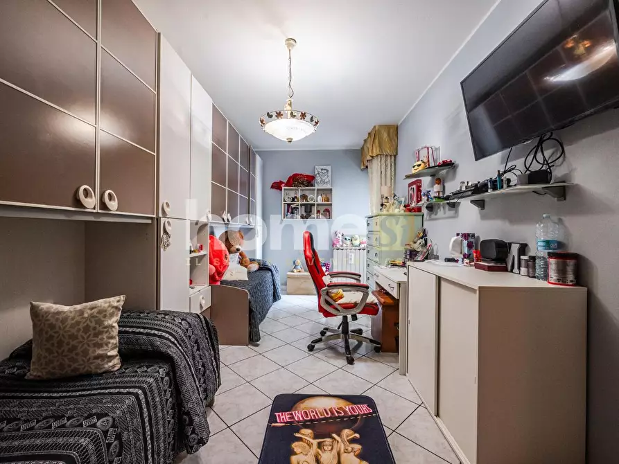 Immagine 19 di Appartamento in vendita  a Reggio Nell'emilia