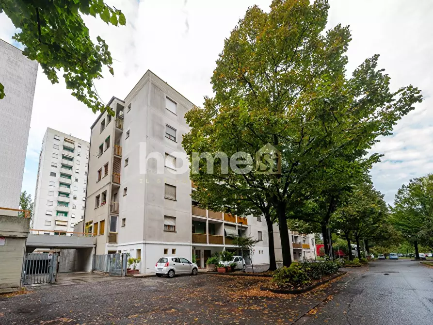 Immagine 25 di Appartamento in vendita  a Reggio Nell'emilia