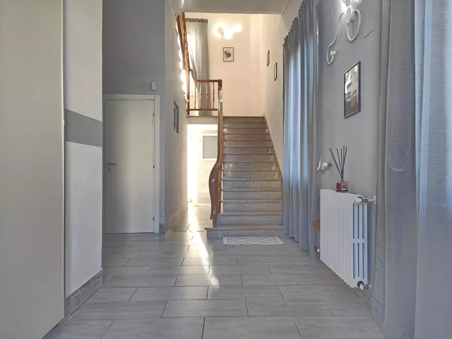 Immagine 18 di Appartamento in vendita  a Fucecchio