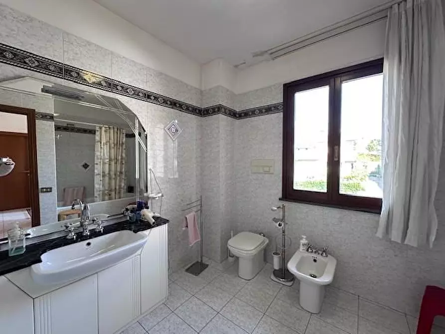 Immagine 22 di Casa trifamiliare in vendita  a Buti