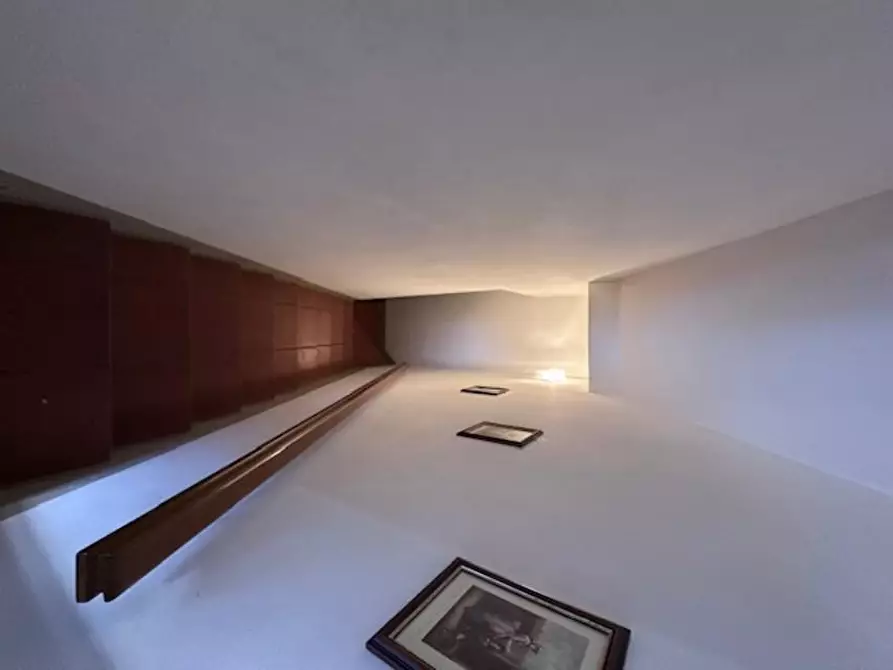 Immagine 14 di Casa trifamiliare in vendita  a Buti